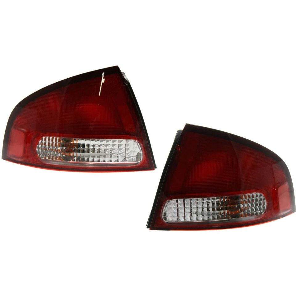 Glossy Set of 2 Tail Light For 2000-2003 Nissan Sentra GXE LH & RH w/ Bulb(s)