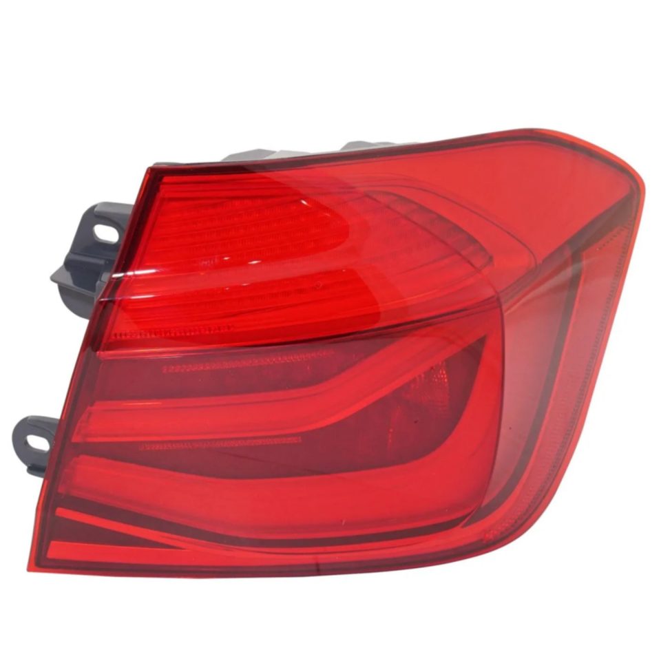 Ceramic Cooking Tail Light For 2016 BMW 328i Passenger Side Outer 63217369116-PFM
