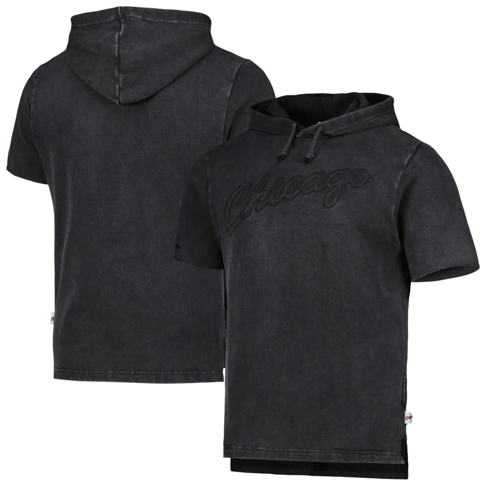 Select Home Men's Mitchell & Ness Black Chicago Bulls Tonal Short Sleeve Pullover Hoodie