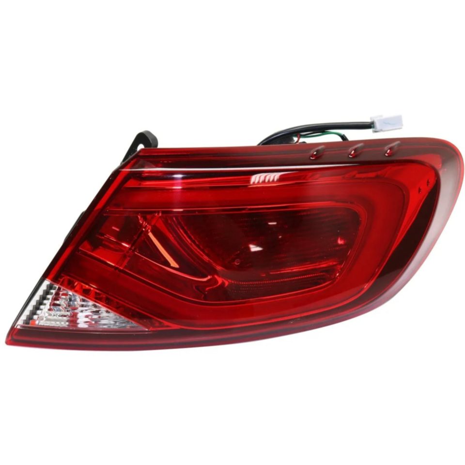 Long-Lasting Tail Light For 2015-2016 Chrysler 200 Passenger Side Outer CAPA